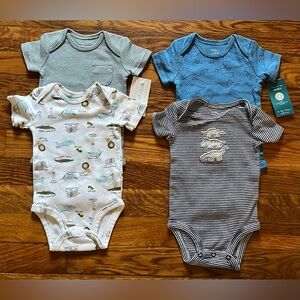 NWT Carter’s Little Planet Organic Cotton Short-sleeve Onesies Lot of 4  Size 3M